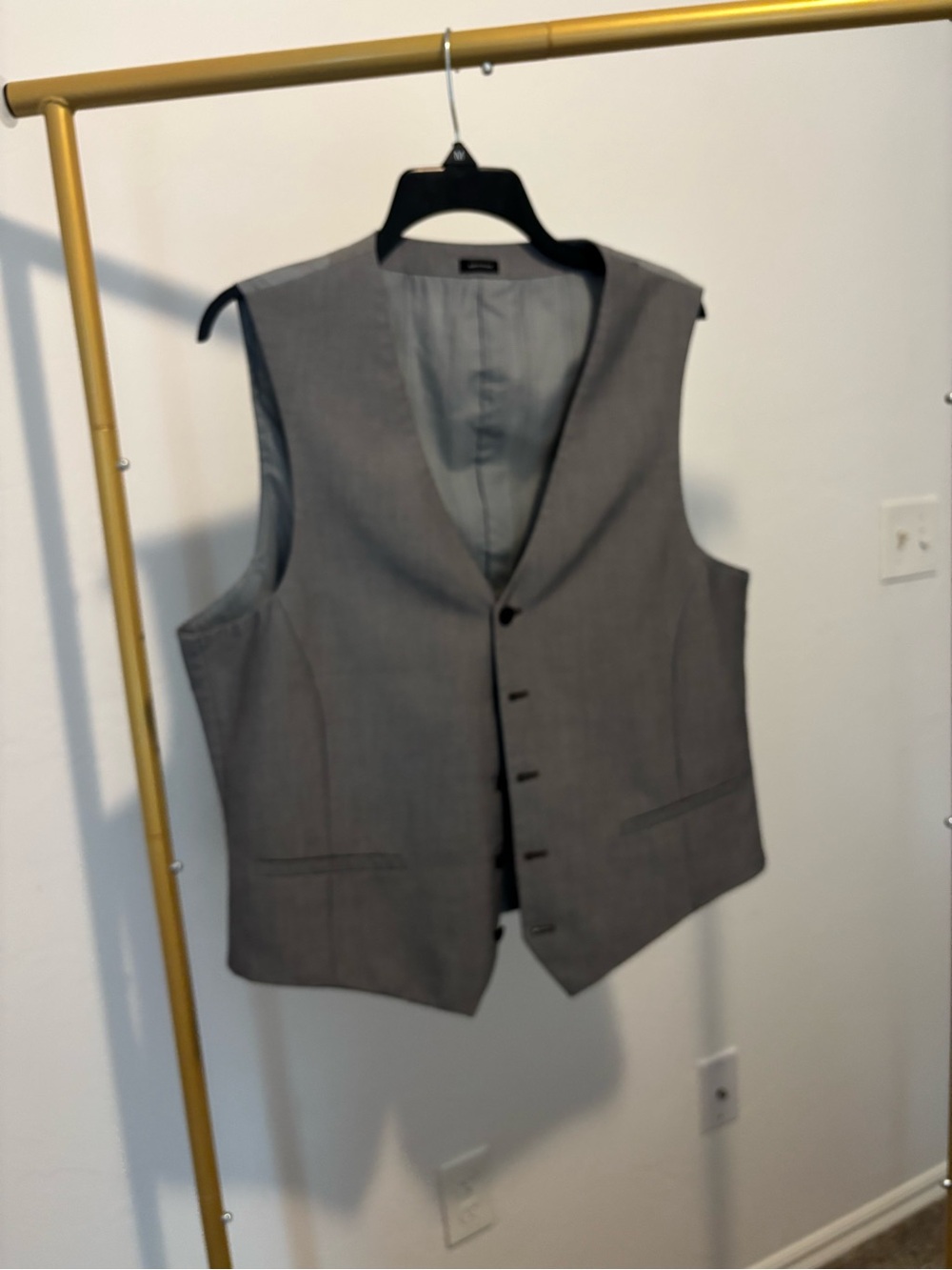 J. Ferrar Slim fit vest! Men’s large